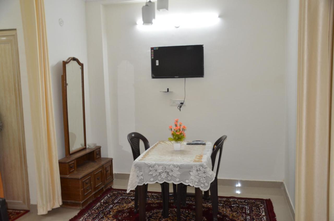 Apartment Bhagvati Bnb Homestay Apt New Delhi